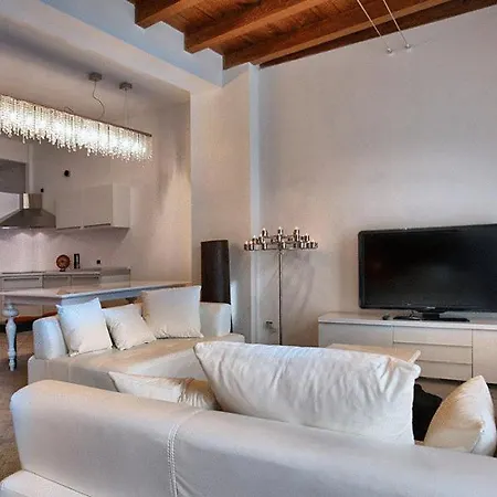 Maggie On Διαμέρισμα *