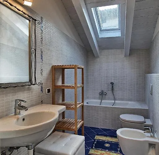 Maggie On מלגראטה